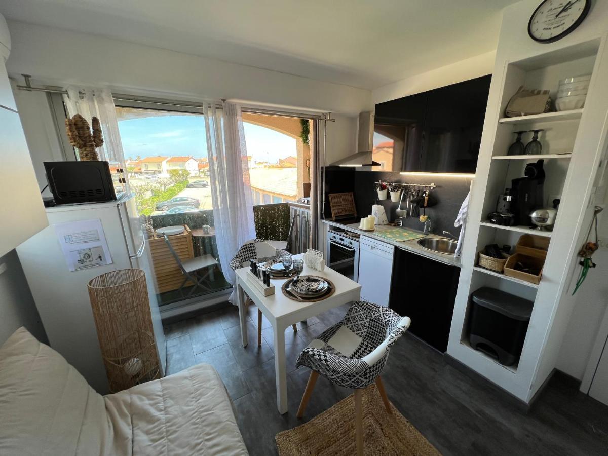 Azur Apartment Le Barcares Bagian luar foto